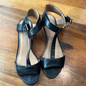 Used Nine West wedges size 7M